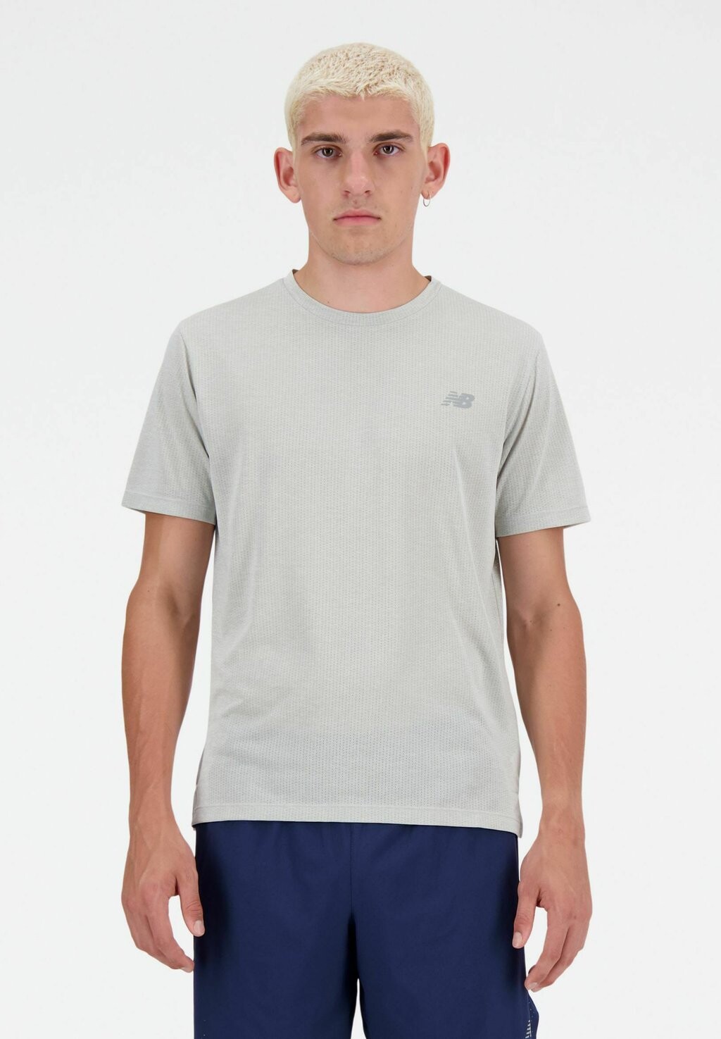 Футболка базовая ATHLETICS RUN New Balance, цвет athletic grey
Футболка базовая ATHLETICS RUN New Balance, цвет athletic grey