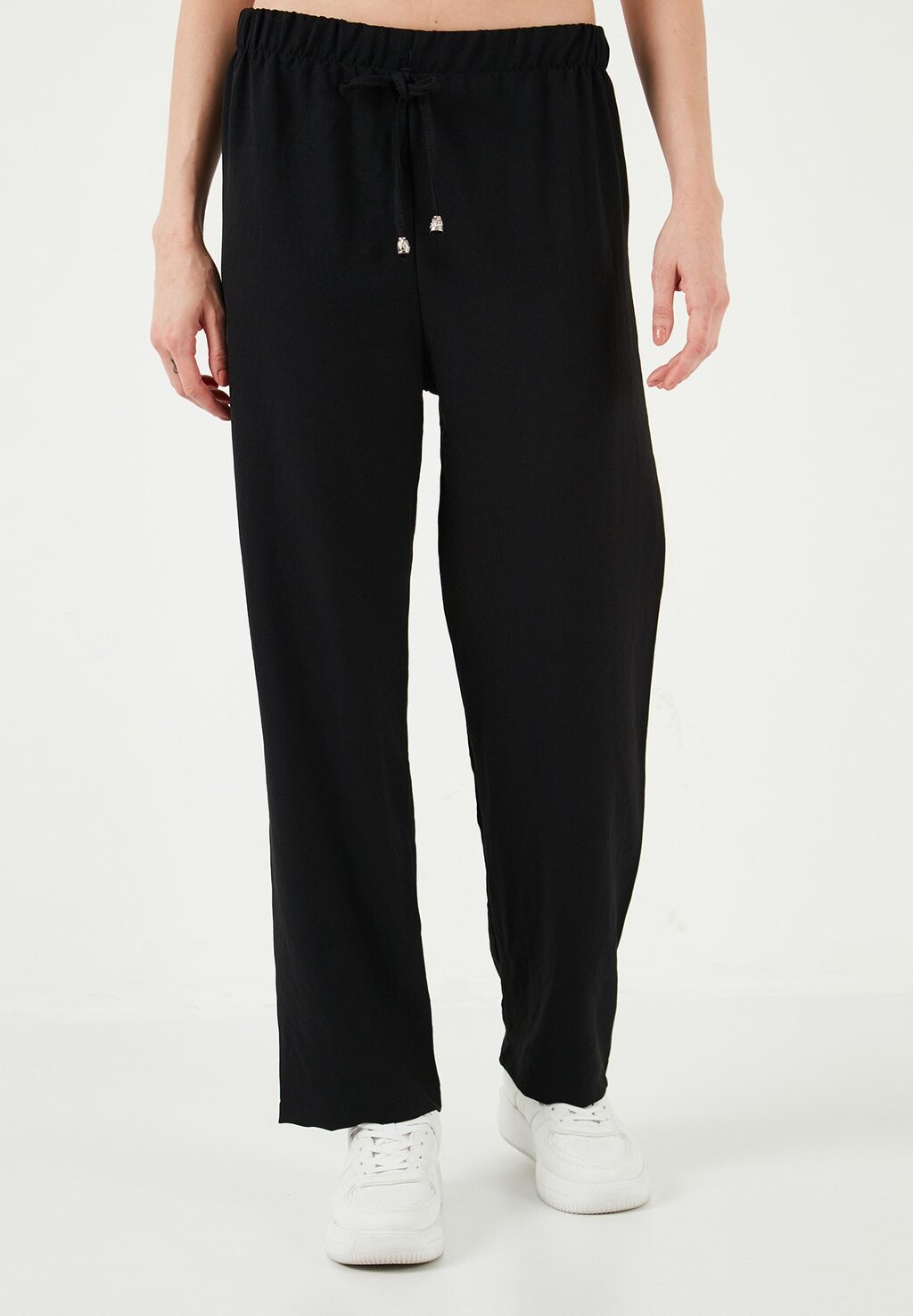 Брюки LELA, черный
Брюки LELA, черный