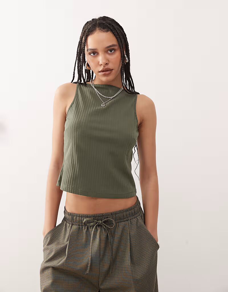 Жилет COLLUSION с разрезом на горловине, цвет хаки
Жилет COLLUSION с разрезом на горловине, цвет хаки