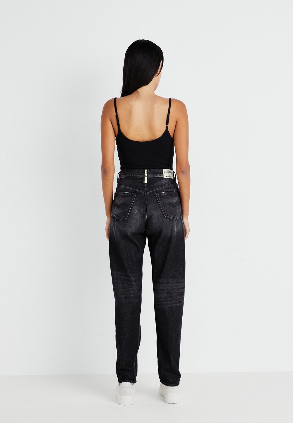 Джинсы свободного кроя W9Z1 JEANS Replay, черный
Джинсы свободного кроя W9Z1 JEANS Replay, черный