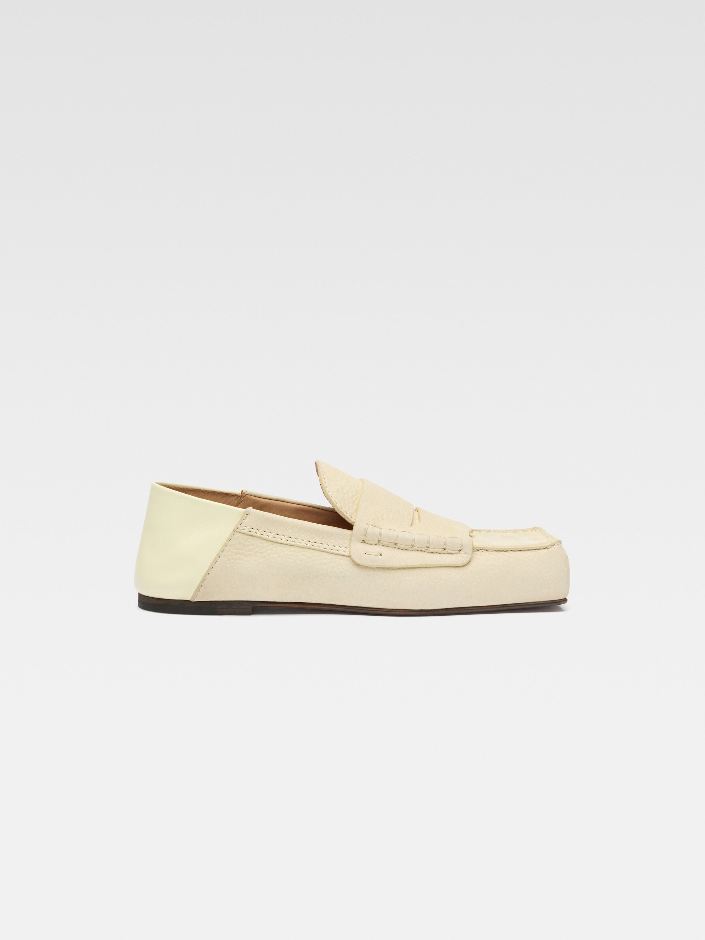 Квадратные мокасины JACQUEMUS The Carré loafers, желтый
Квадратные мокасины JACQUEMUS The Carré loafers, желтый