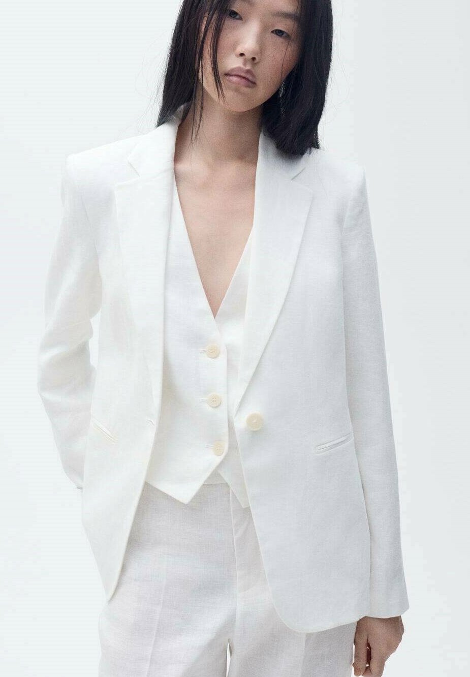 Блейзер BORELI Mango, молочный
Блейзер BORELI Mango, молочный