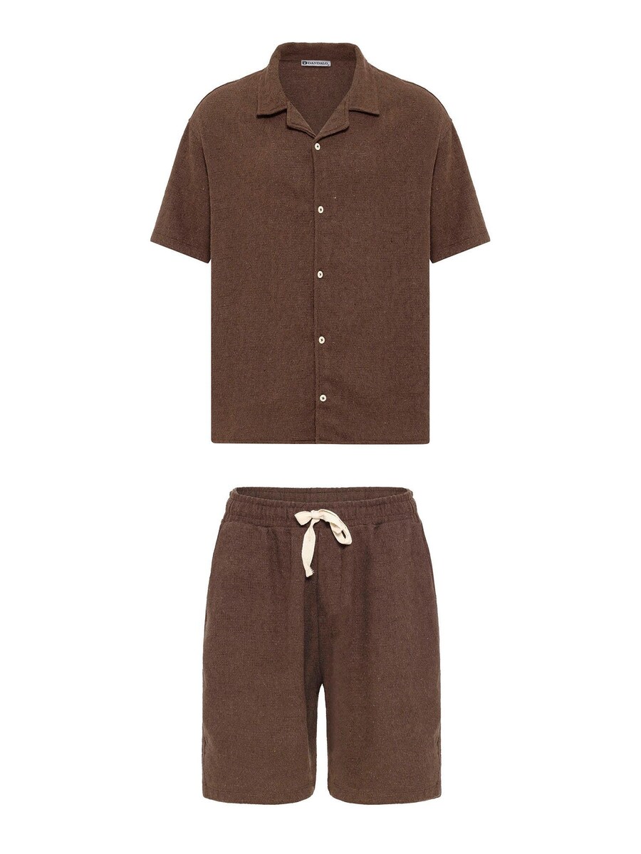 Спортивный костюм Dandalo Theo, коричневый
Спортивный костюм Dandalo Theo, коричневый