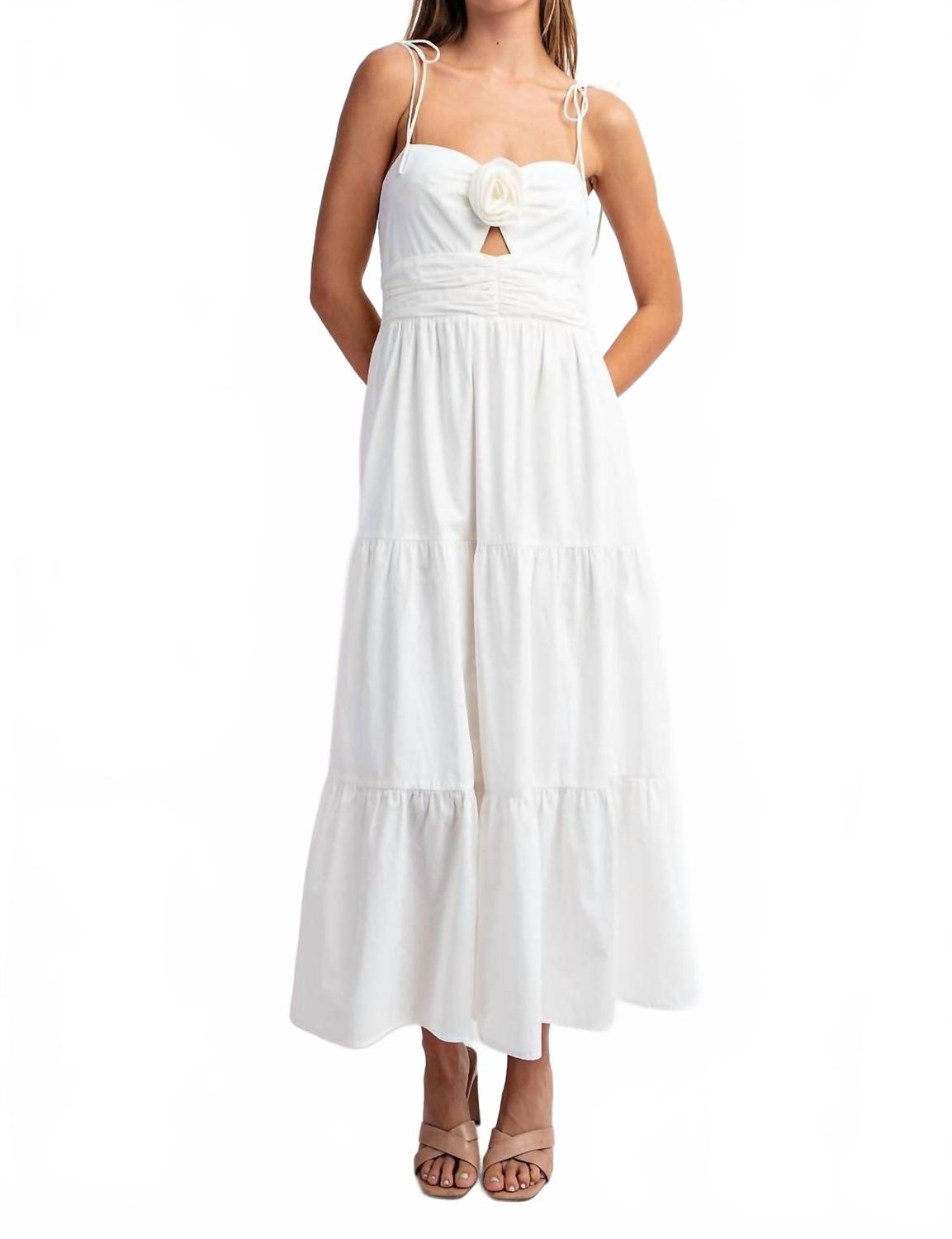 3D Rose Платье миди с ярусами в белом цвете Eesome
3D Rose Платье миди с ярусами в белом цвете Eesome