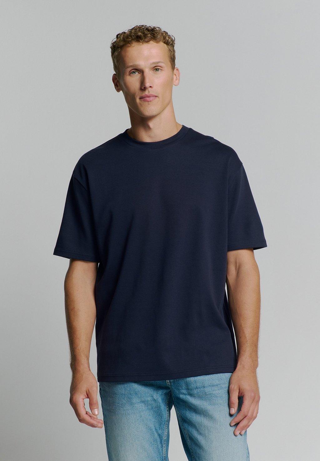 Базовая футболка CREWNECK NO EXCESS, темно-синий
Базовая футболка CREWNECK NO EXCESS, темно-синий