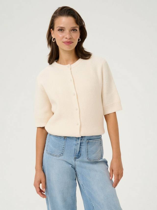 Вязаный кардиган severina с коротким рукавом KAFFE, цвет Chalk
Вязаный кардиган severina с коротким рукавом KAFFE, цвет Chalk