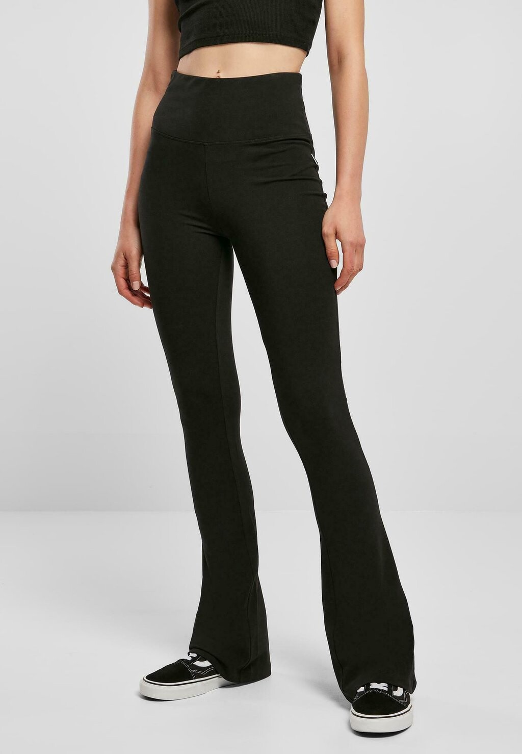 Брюки Urban Classics, черный
Брюки Urban Classics, черный