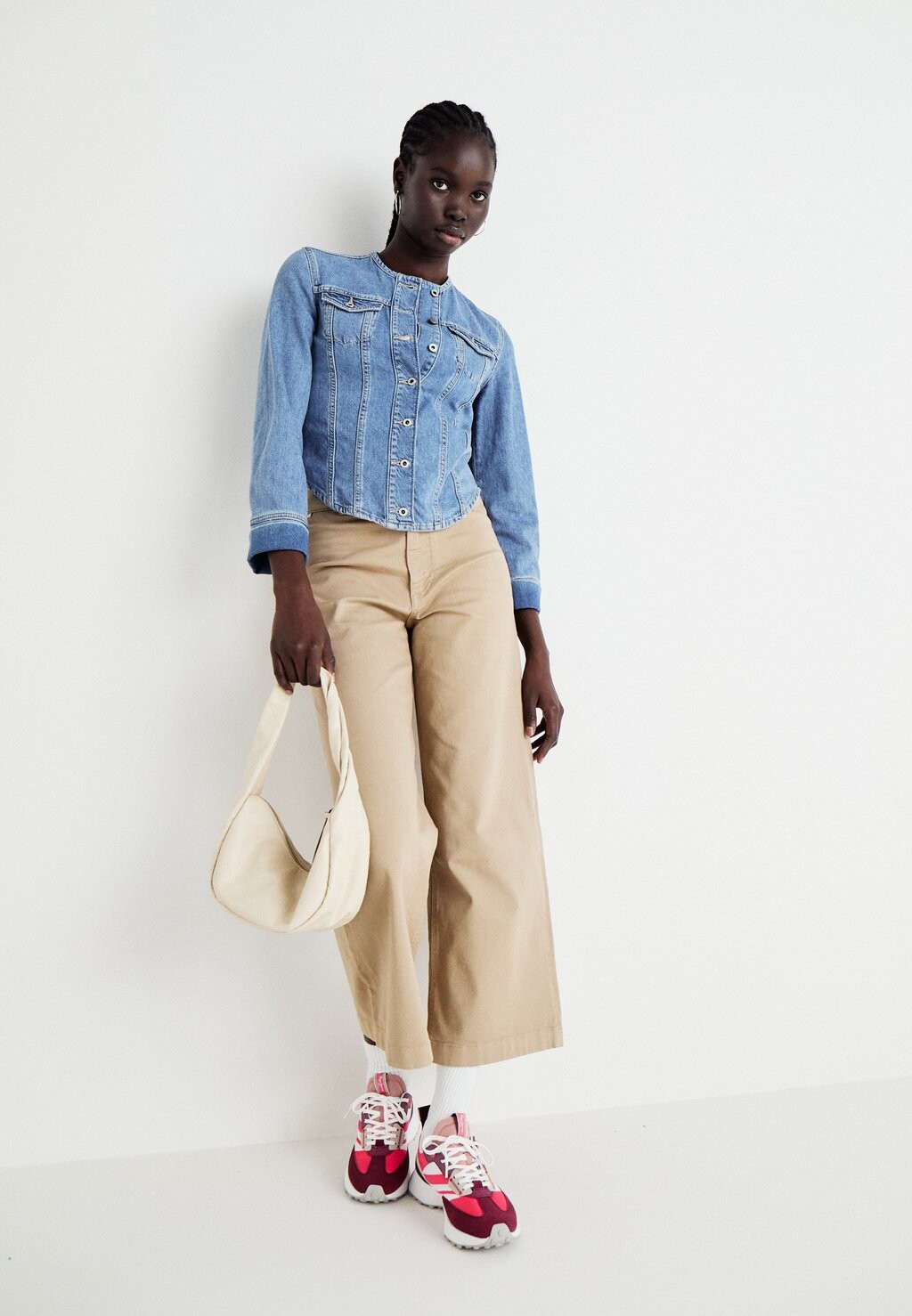 Джинсовая куртка EMMY Pepe Jeans, синий деним
Джинсовая куртка EMMY Pepe Jeans, синий деним