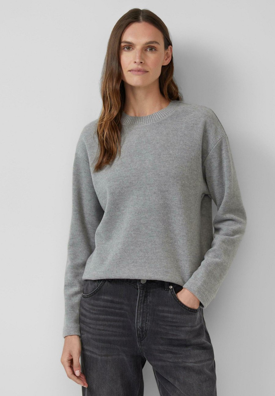 Джемпер s.Oliver Jumper, Graphit/Grey
Джемпер s.Oliver Jumper, Graphit/Grey