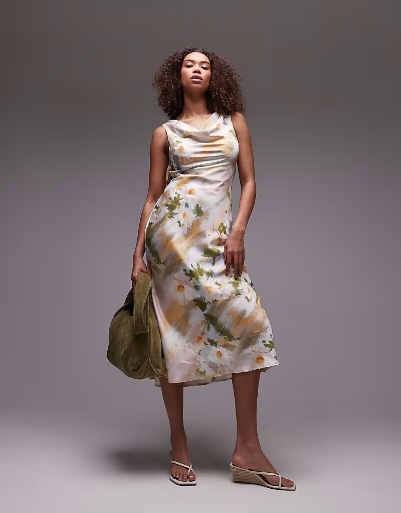 Платье миди Emory Park с размытым цветочным принтом и воротником-хомут, разноцветное
Платье миди Emory Park с размытым цветочным принтом и воротником-хомут, разноцветное