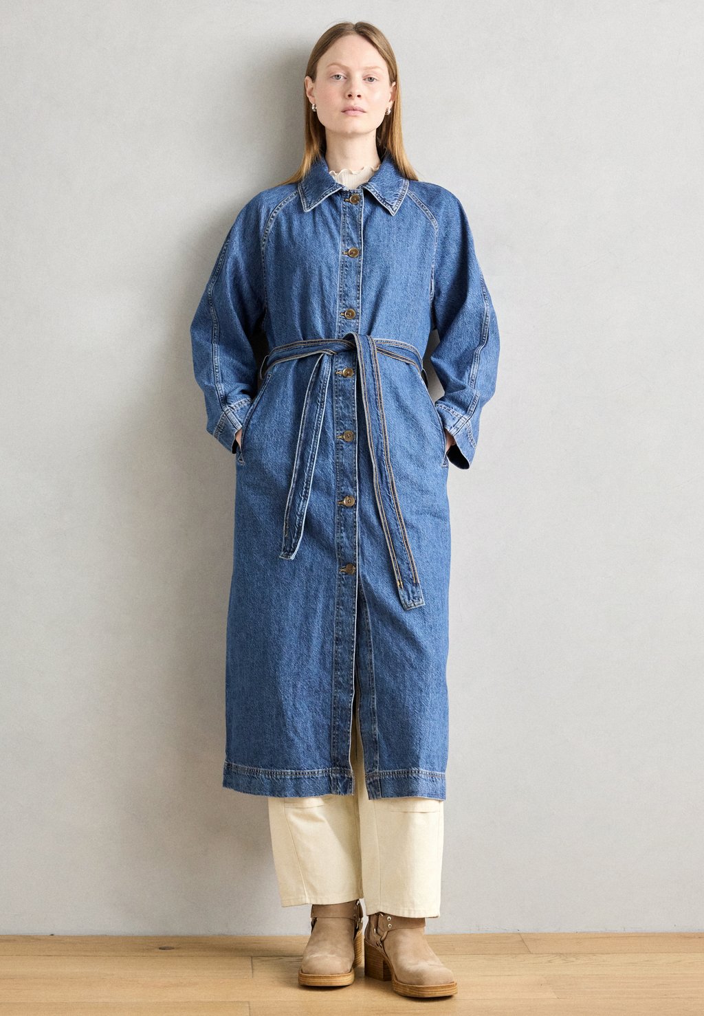 Классическое пальто COAT DENISE Lindex, деним
Классическое пальто COAT DENISE Lindex, деним