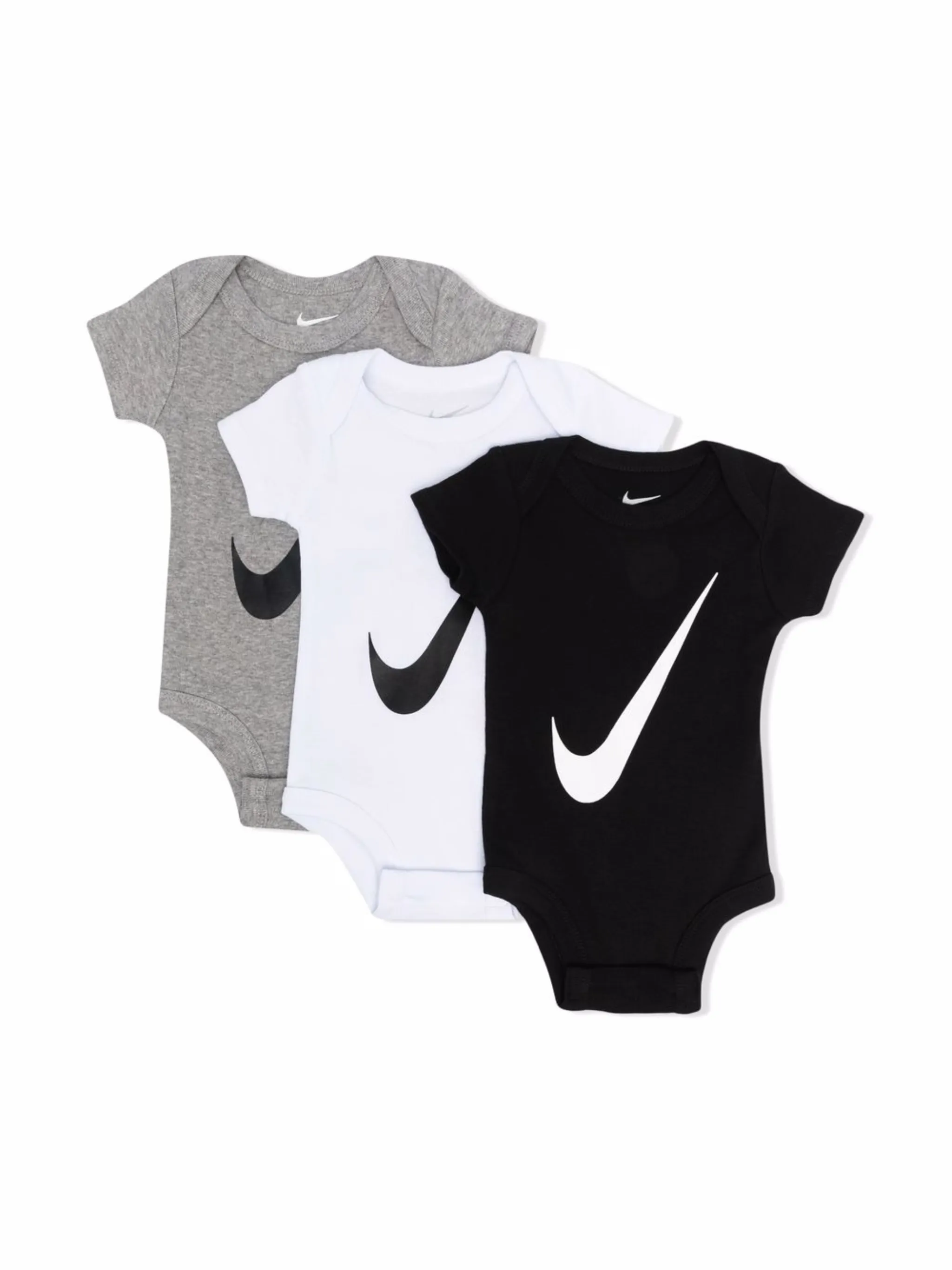 Комплект для новорожденного с логотипом Nike Kids, серый
Комплект для новорожденного с логотипом Nike Kids, серый
