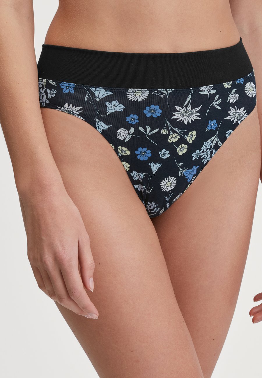 Брифы Calida ELASTIC TREND, Black Print/Black
Брифы Calida ELASTIC TREND, Black Print/Black