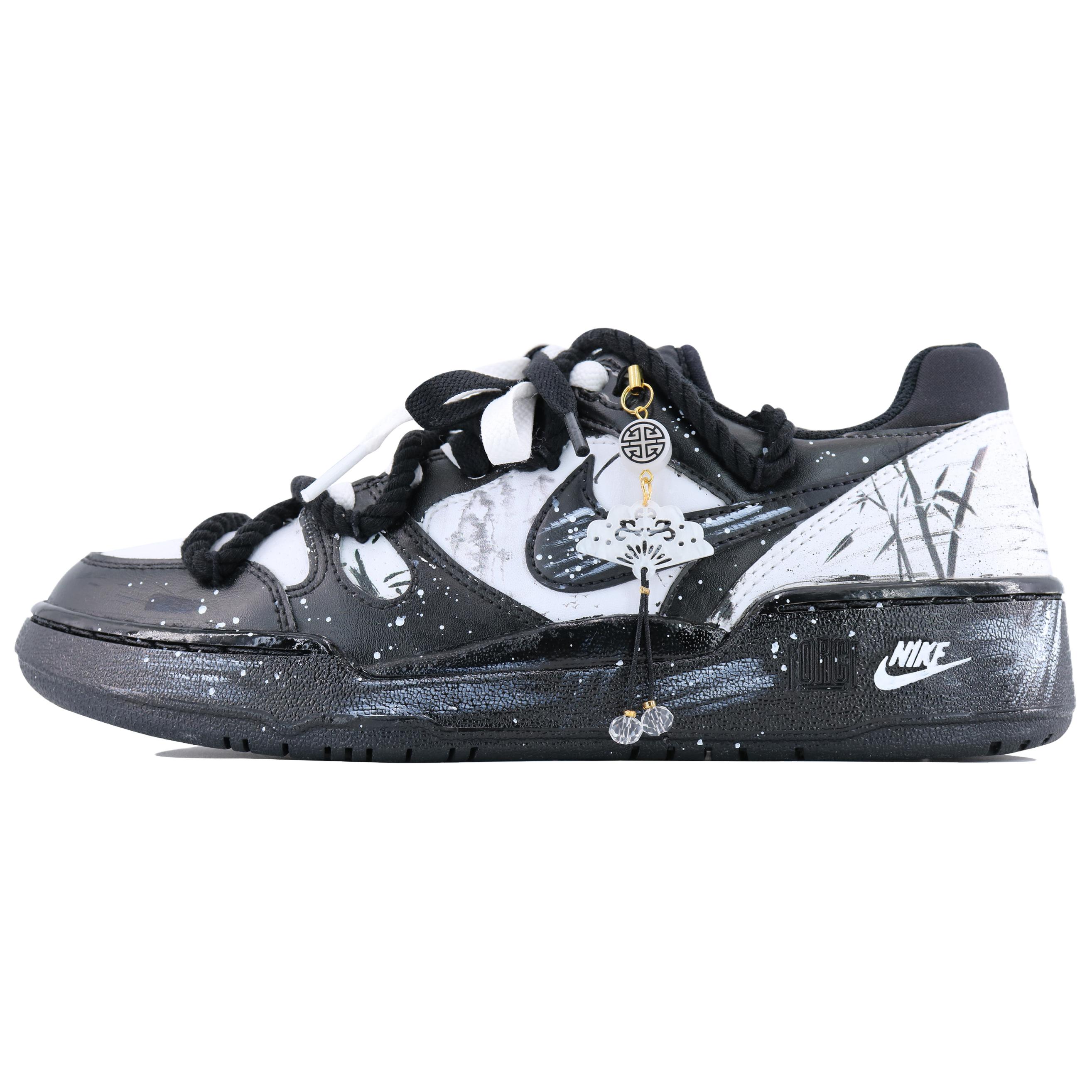 Nike Full Force Low Oriental Ink Bamboo Cushioning Low top Skateboard Shoes мужские черно-белые
Nike Full Force Low Oriental Ink Bamboo Cushioning Low top Skateboard Shoes мужские черно-белые
