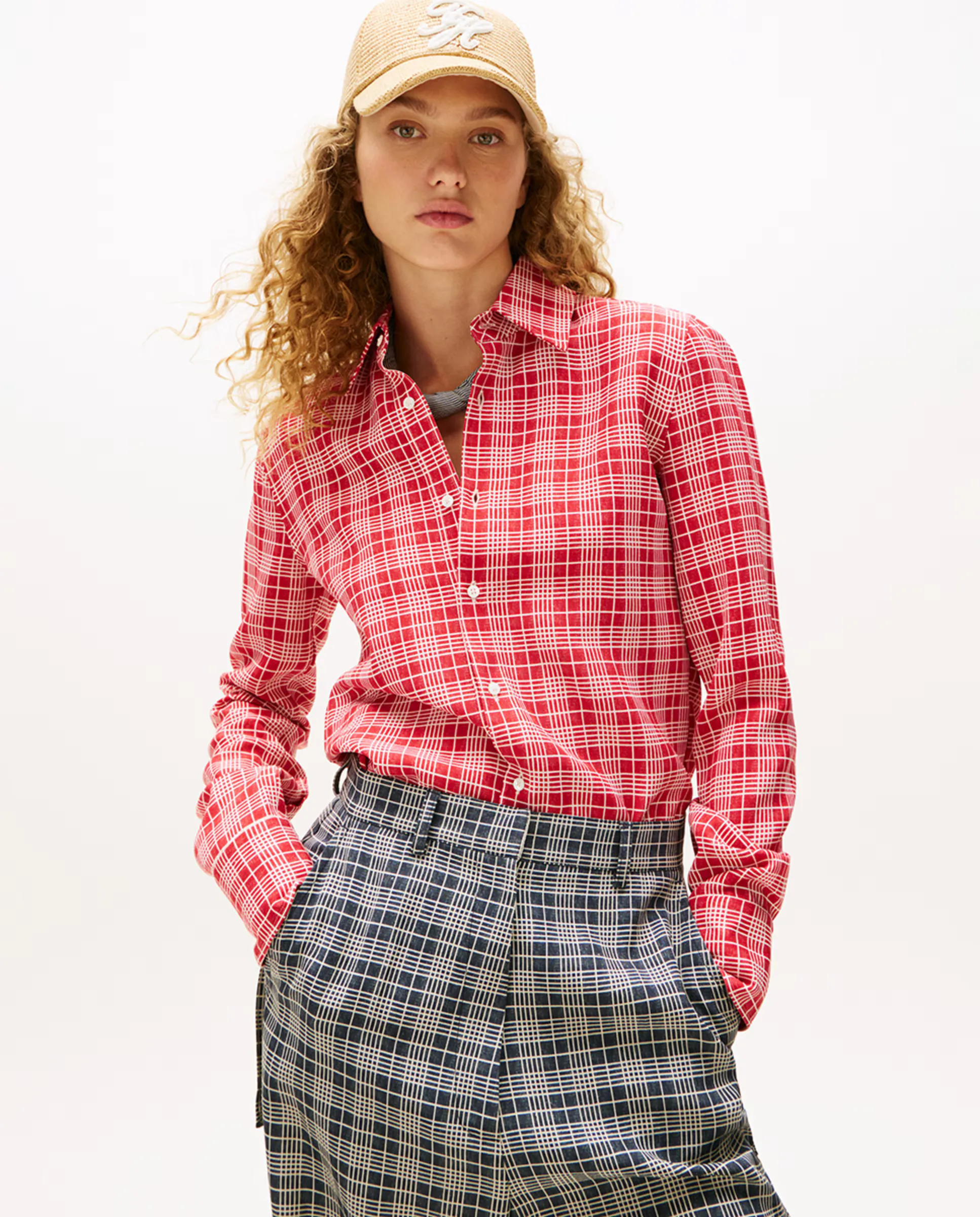 TH SS25 RUNWAY Женская рубашка в клетку Tommy Hilfiger, красный
TH SS25 RUNWAY Женская рубашка в клетку Tommy Hilfiger, красный