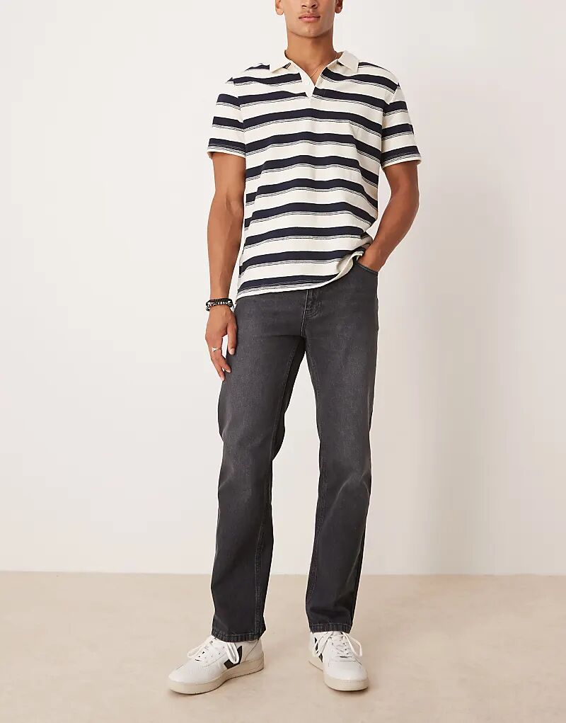 Джинсы прямого кроя ASOS DESIGN черного цвета
Джинсы прямого кроя ASOS DESIGN черного цвета