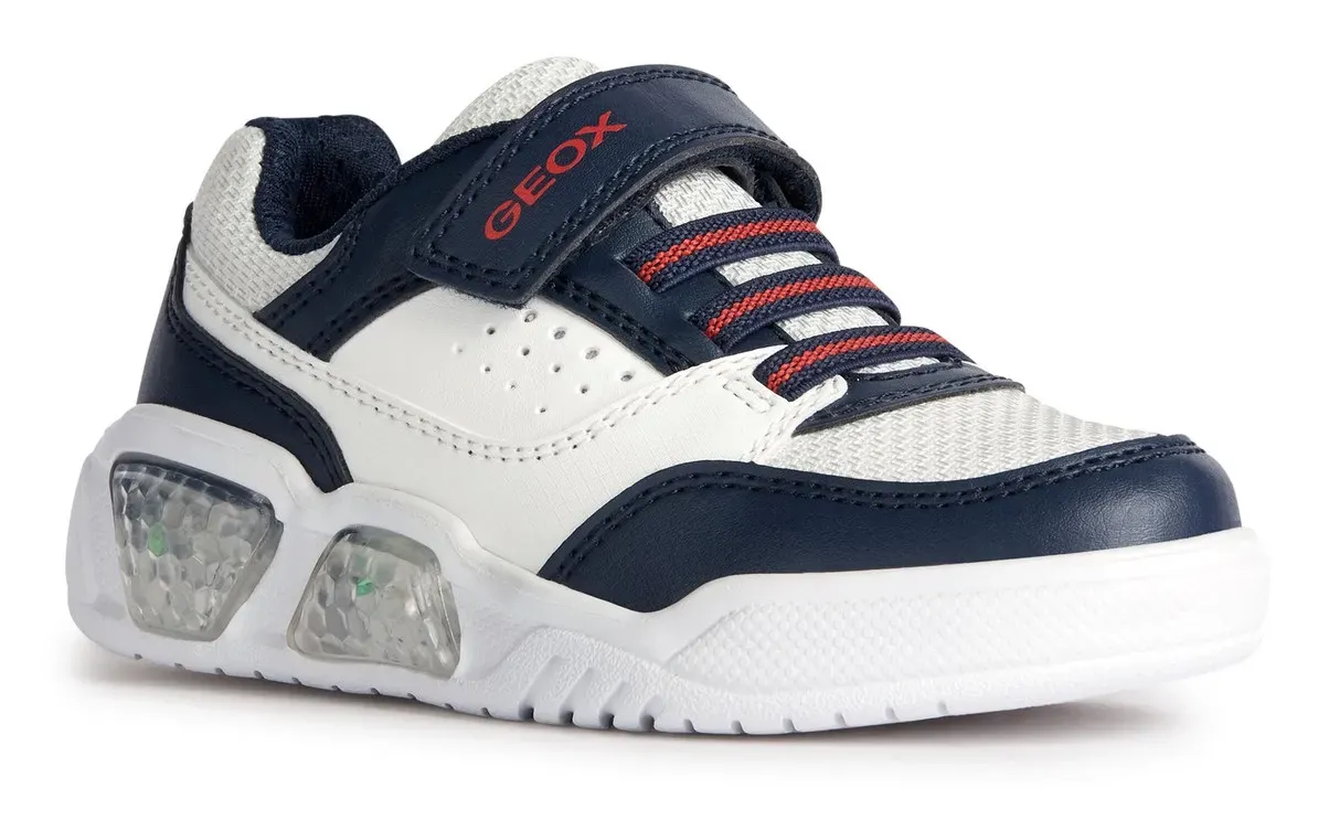 Кроссовки Geox "Blinkschuh J ILLUMINUS BOY", со съемной стелькой, повседневная обувь, полуботинки, туфли на шнуровке, белый
Кроссовки Geox "Blinkschuh J ILLUMINUS BOY", со съемной стелькой, повседневная обувь, полуботинки, туфли на шнуровке, белый