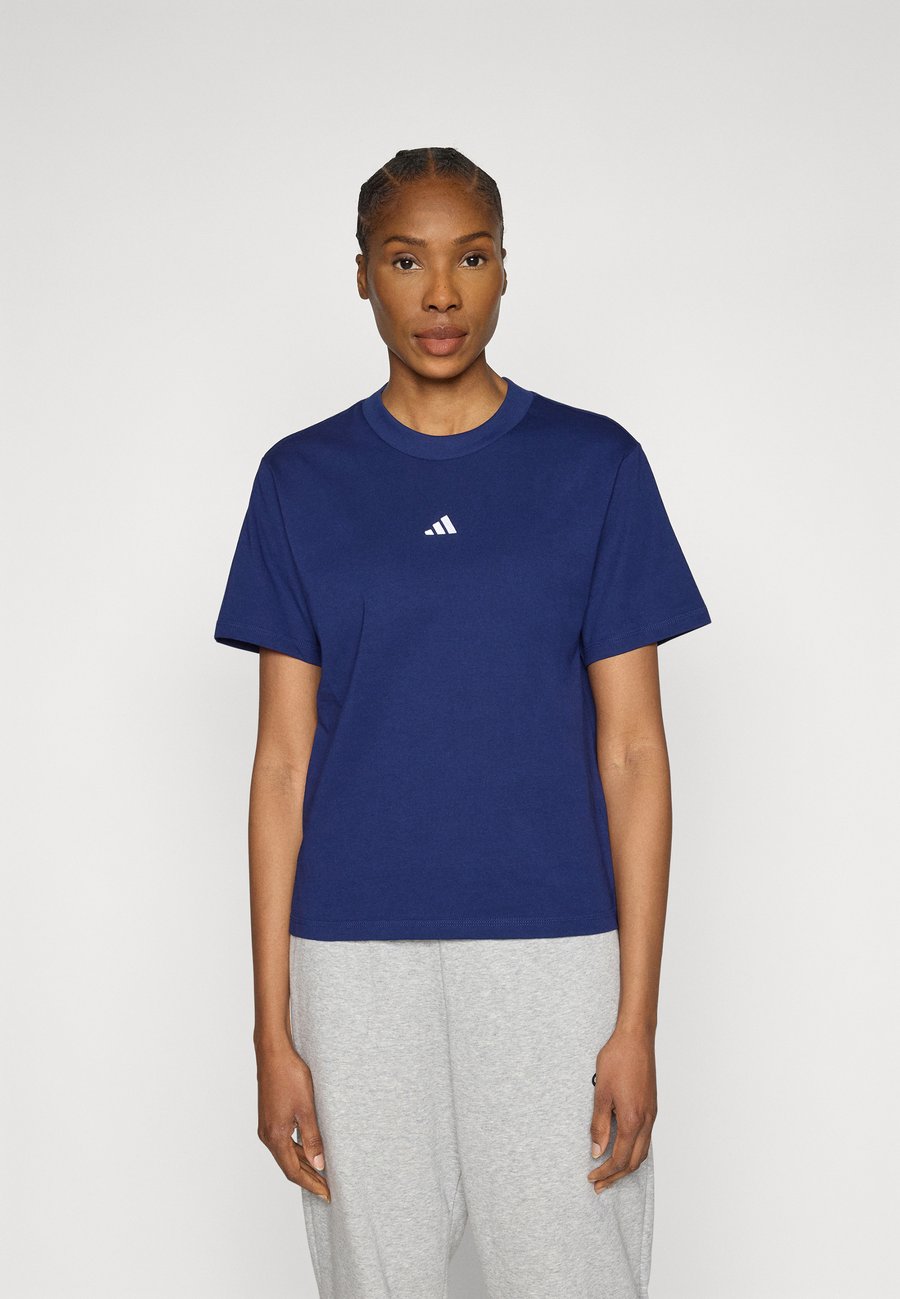 Футболка Adidas Sportswear Basic T-shirt, Dark Blue/White/Dark Blue, Белый, Футболка Adidas Sportswear Basic T-shirt, Dark Blue/White/Dark Blue
Футболка Adidas Sportswear Basic T-shirt, Dark Blue/White/Dark Blue, Белый, Футболка Adidas Sportswear Basic T-shirt, Dark Blue/White/Dark Blue