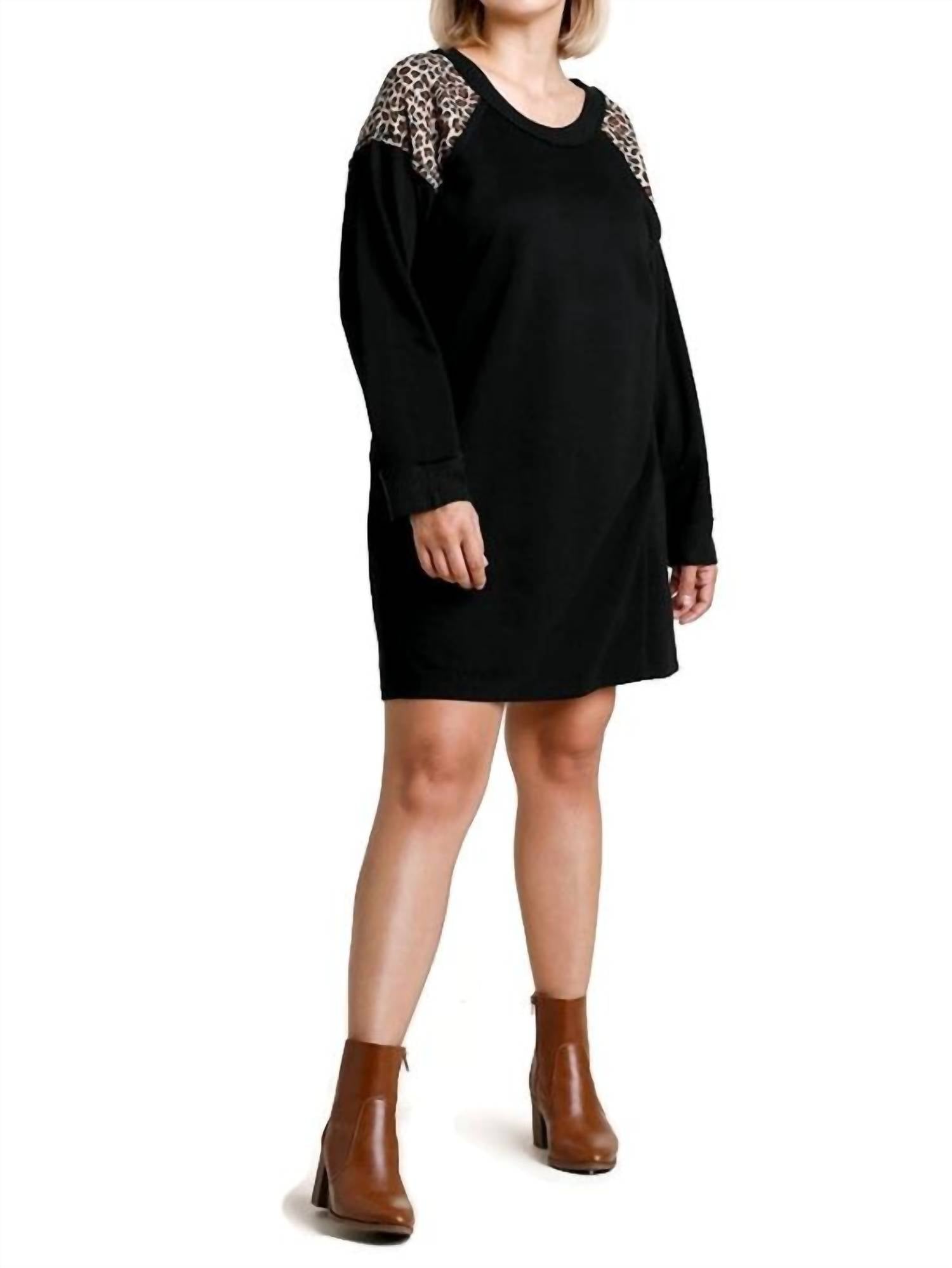 Платье с леопардовым принтом черного цвета umgee
Платье с леопардовым принтом черного цвета umgee