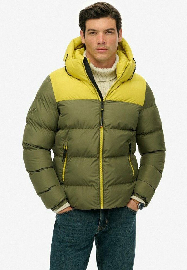 Куртка Superdry & Co BLOCK HOODED PUFFER, Shooting Olive/Green
Куртка Superdry & Co BLOCK HOODED PUFFER, Shooting Olive/Green