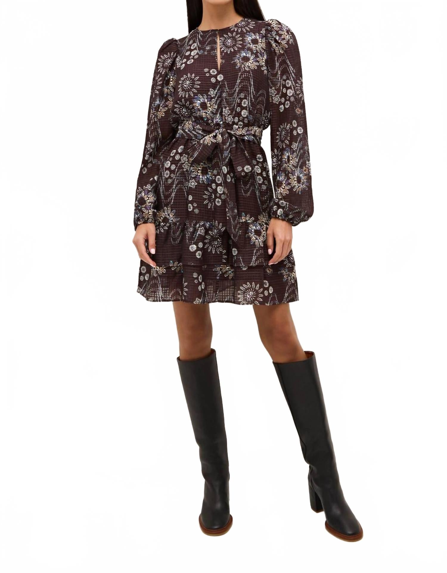 Платье Preston в созвездии Marie Oliver, Constellation
Платье Preston в созвездии Marie Oliver, Constellation