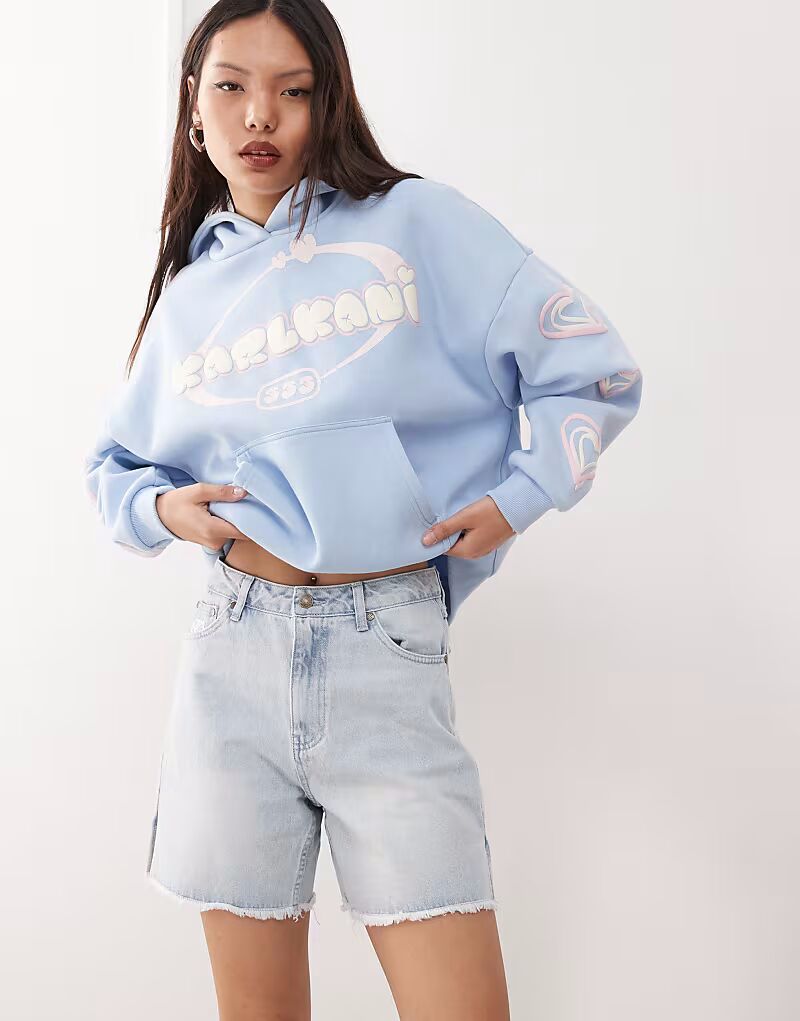 Джинсовые шорты Karl Kani OG с разрезами светло-голубого цвета
Джинсовые шорты Karl Kani OG с разрезами светло-голубого цвета