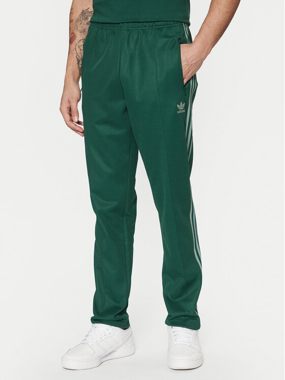 Облегающие спортивные штаны adicolor Classics Beckenbauer JP2523 Adidas, зеленый
Облегающие спортивные штаны adicolor Classics Beckenbauer JP2523 Adidas, зеленый