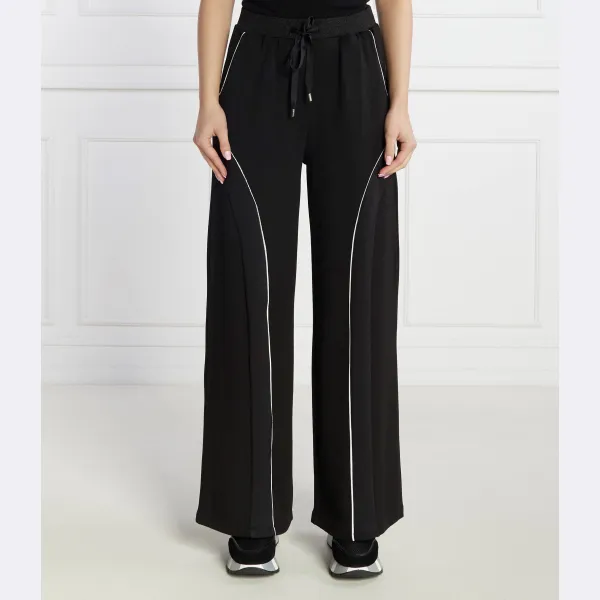 Спортивные брюки стандартного кроя Liu Jo, черный
Спортивные брюки стандартного кроя Liu Jo, черный