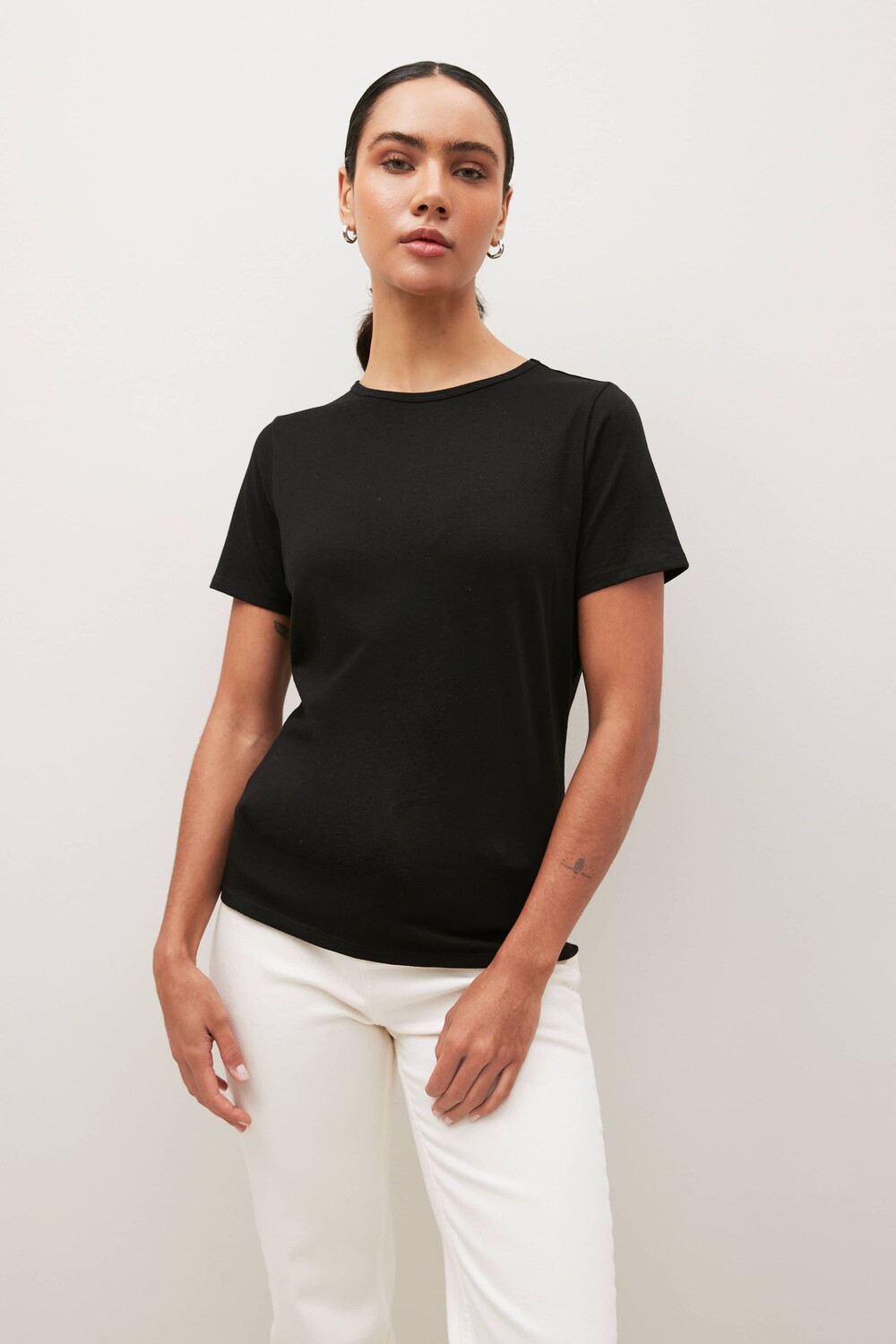 Повседневная футболка с короткими рукавами высоким содержанием хлопка и круглым вырезом Next, черный
Повседневная футболка с короткими рукавами высоким содержанием хлопка и круглым вырезом Next, черный