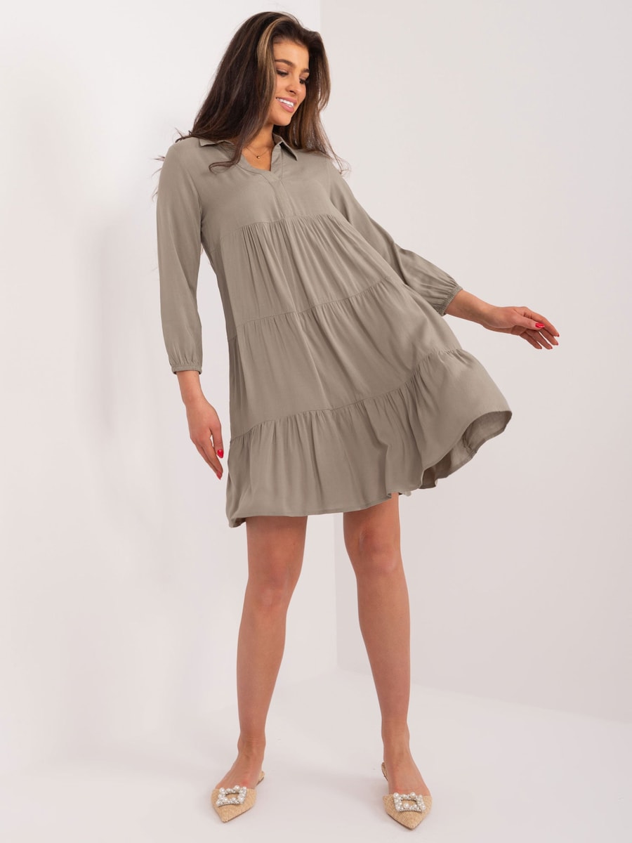 Платье Madnezz House, хаки
Платье Madnezz House, хаки