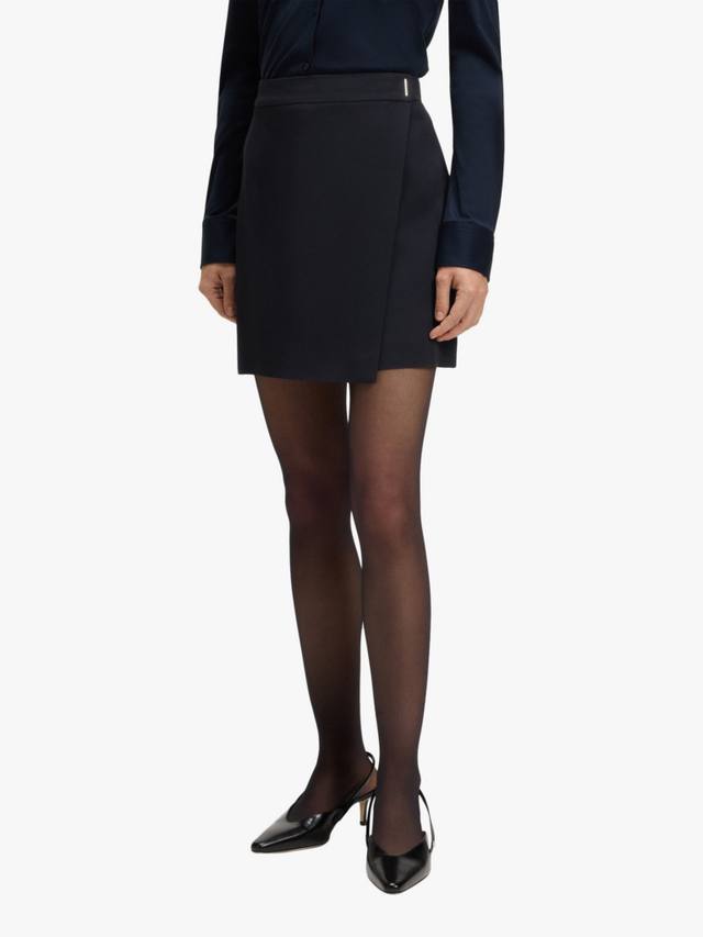 Прямая деловая мини-юбка HUGO BOSS
Прямая деловая мини-юбка HUGO BOSS