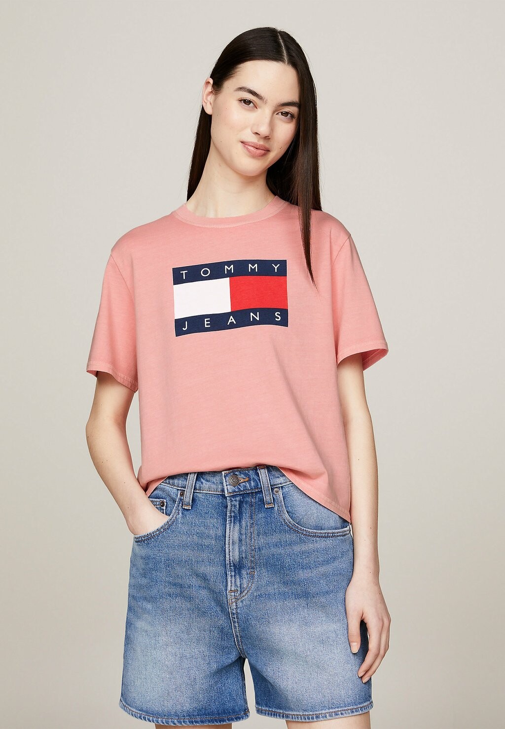 Принт на футболке FLAG TEE Tommy Hilfiger, розовый
Принт на футболке FLAG TEE Tommy Hilfiger, розовый