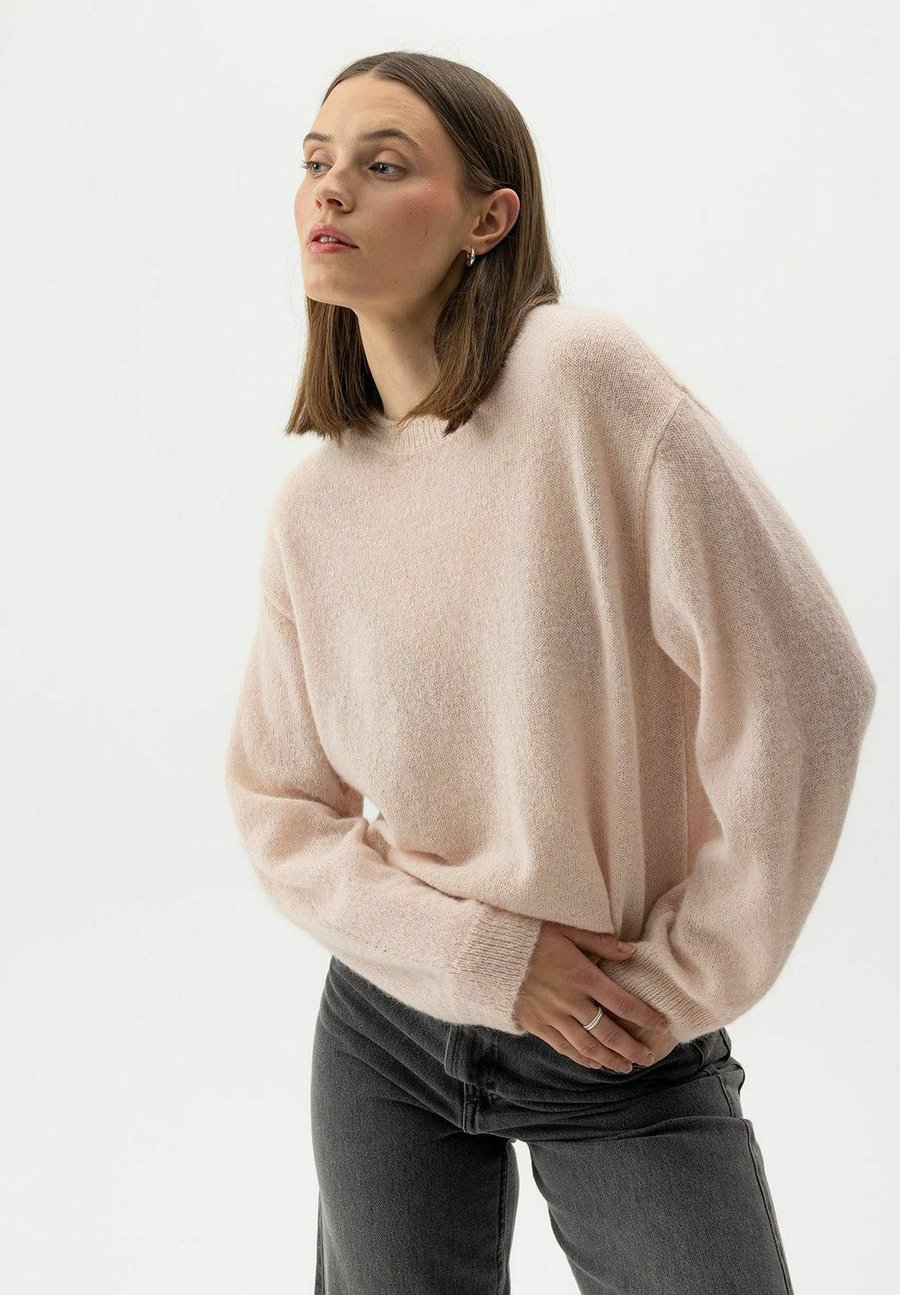 Джемпер Holebrook ELIZABETH CREW, Pale Peach/Light Pink
Джемпер Holebrook ELIZABETH CREW, Pale Peach/Light Pink