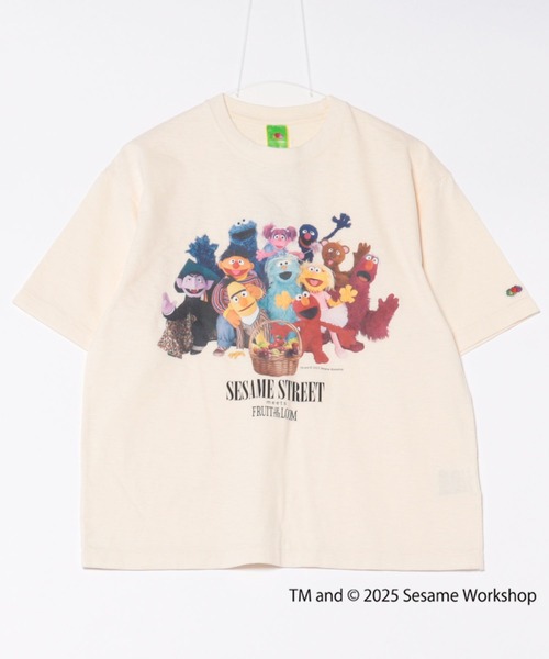 Футболка с принтом, коллаборация Sesame Street и Fruit of the Loom, кремовая
Футболка с принтом, коллаборация Sesame Street и Fruit of the Loom, кремовая