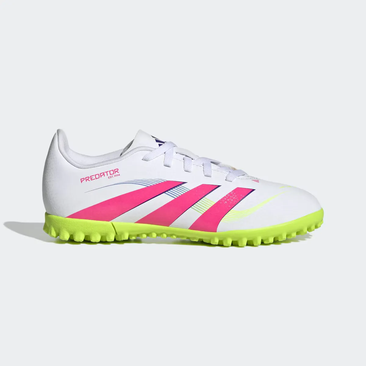 Детские футбольные бутсы Adidas Predator Club Turf, белый
Детские футбольные бутсы Adidas Predator Club Turf, белый