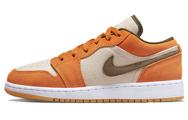 Jordan 1 Low Light Curry (GS)
Jordan 1 Low Light Curry (GS)