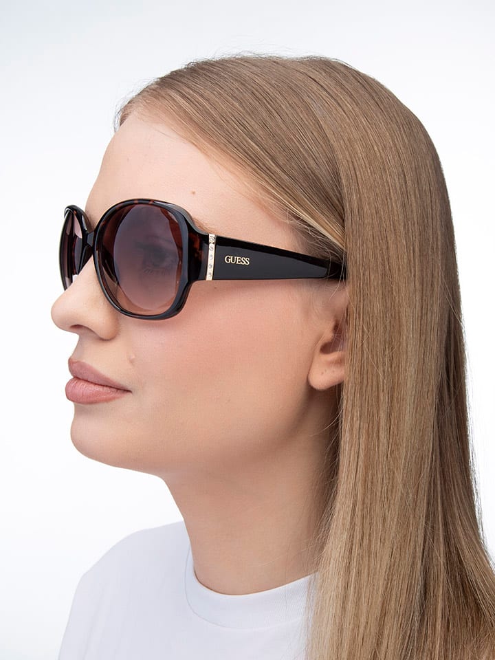 Солнцезащитные очки Guess, коричневый
Солнцезащитные очки Guess, коричневый