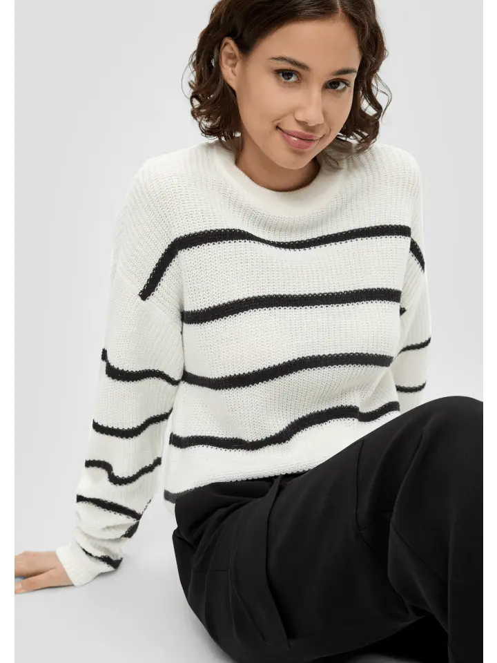 Пуловер QS, черный
Пуловер QS, черный