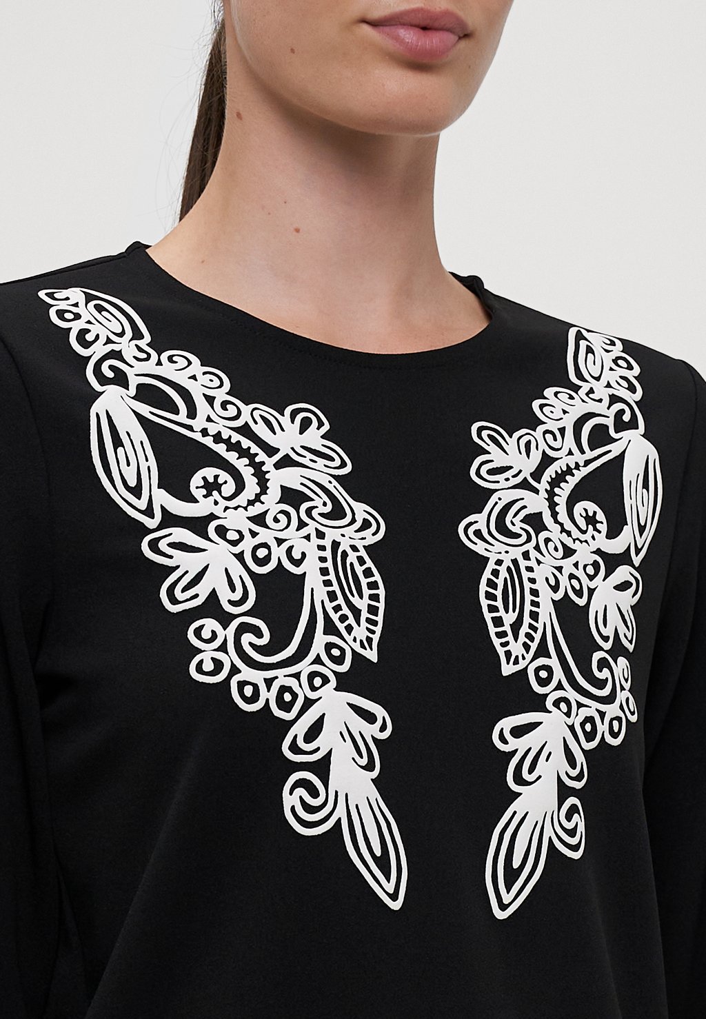 Топ с длинными рукавами VMGIRA Vero Moda Tall, черный 
Топ с длинными рукавами VMGIRA Vero Moda Tall, черный