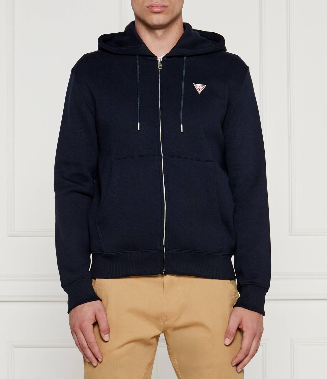 Толстовка Guess Jeans Slim Fit, темно-синий
Толстовка Guess Jeans Slim Fit, темно-синий