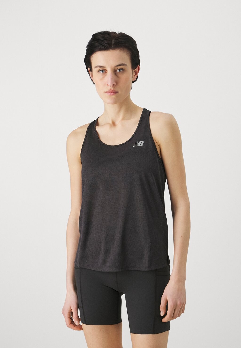 Топ ATHLETICS TANK New Balance, цвет black heather
Топ ATHLETICS TANK New Balance, цвет black heather