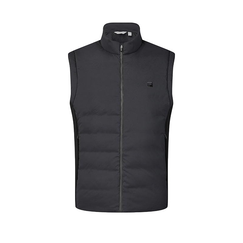 FILA Мужской жилет из гольф серии, Pitch Black
FILA Мужской жилет из гольф серии, Pitch Black