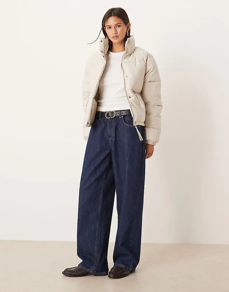 Утепленное пальто JDY с молнией в цвете «камень»
Утепленное пальто JDY с молнией в цвете «камень»