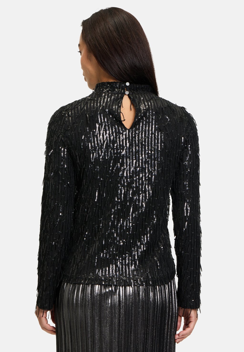 Блуза CARTOON SCHLUPFBLUSE MIT PAILLETTEN Cartoon, черный
Блуза CARTOON SCHLUPFBLUSE MIT PAILLETTEN Cartoon, черный