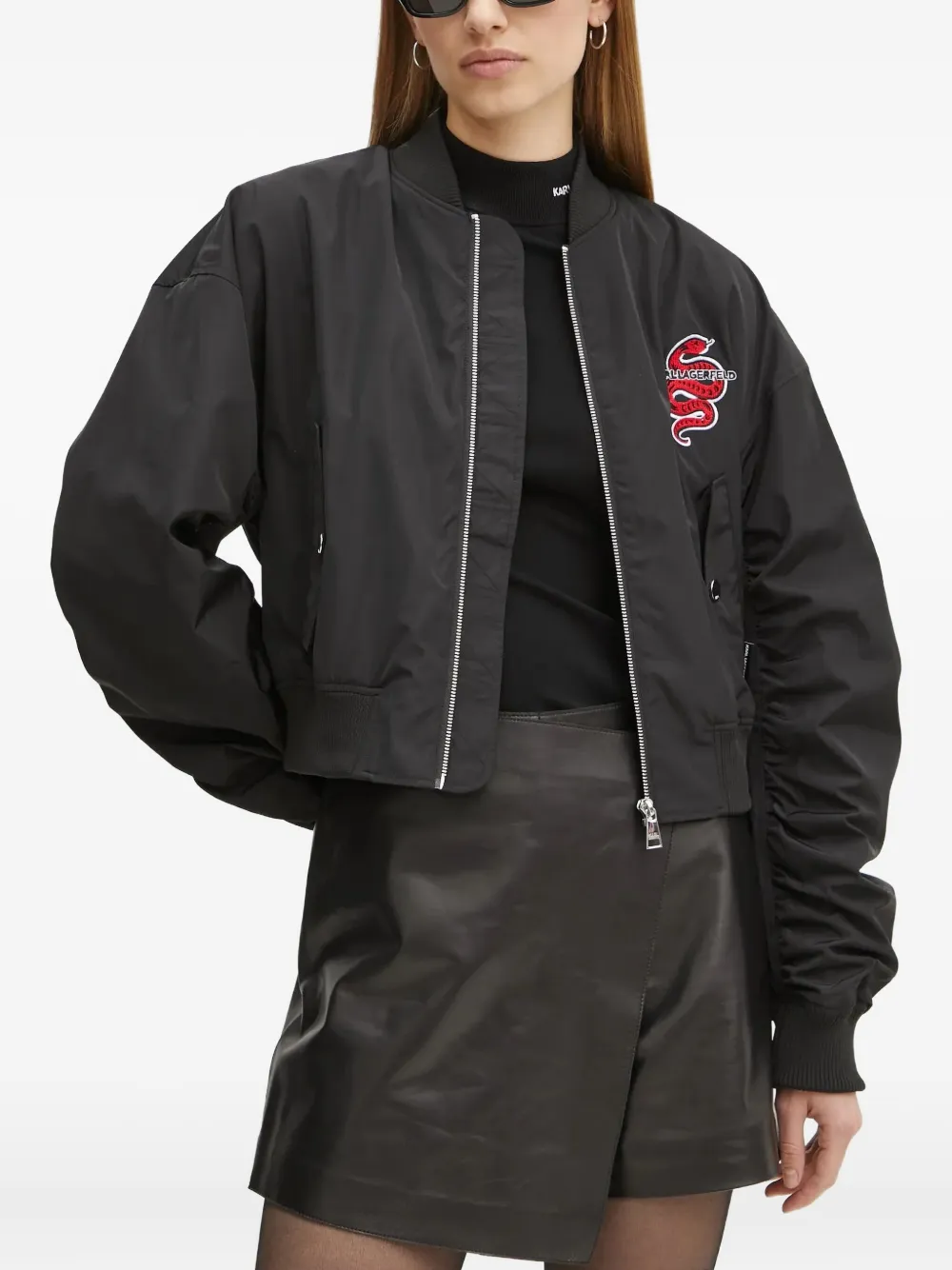 Куртка-бомбер с лунным Новым годом KARL LAGERFELD, черный
Куртка-бомбер с лунным Новым годом KARL LAGERFELD, черный