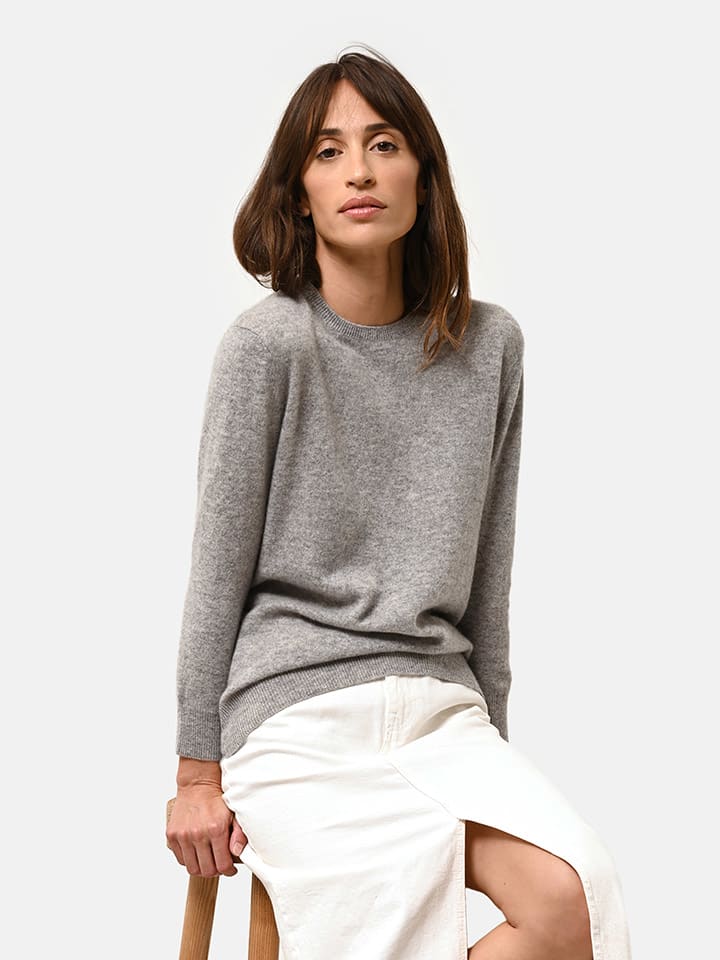 Кашемировый пуловер Just Cashmere, серый
Кашемировый пуловер Just Cashmere, серый
