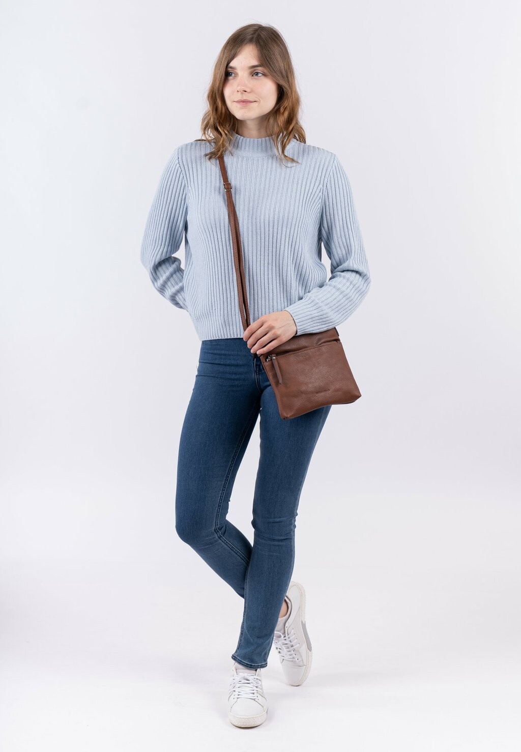 Сумка через плечо Emily & Noah
Сумка через плечо Emily & Noah