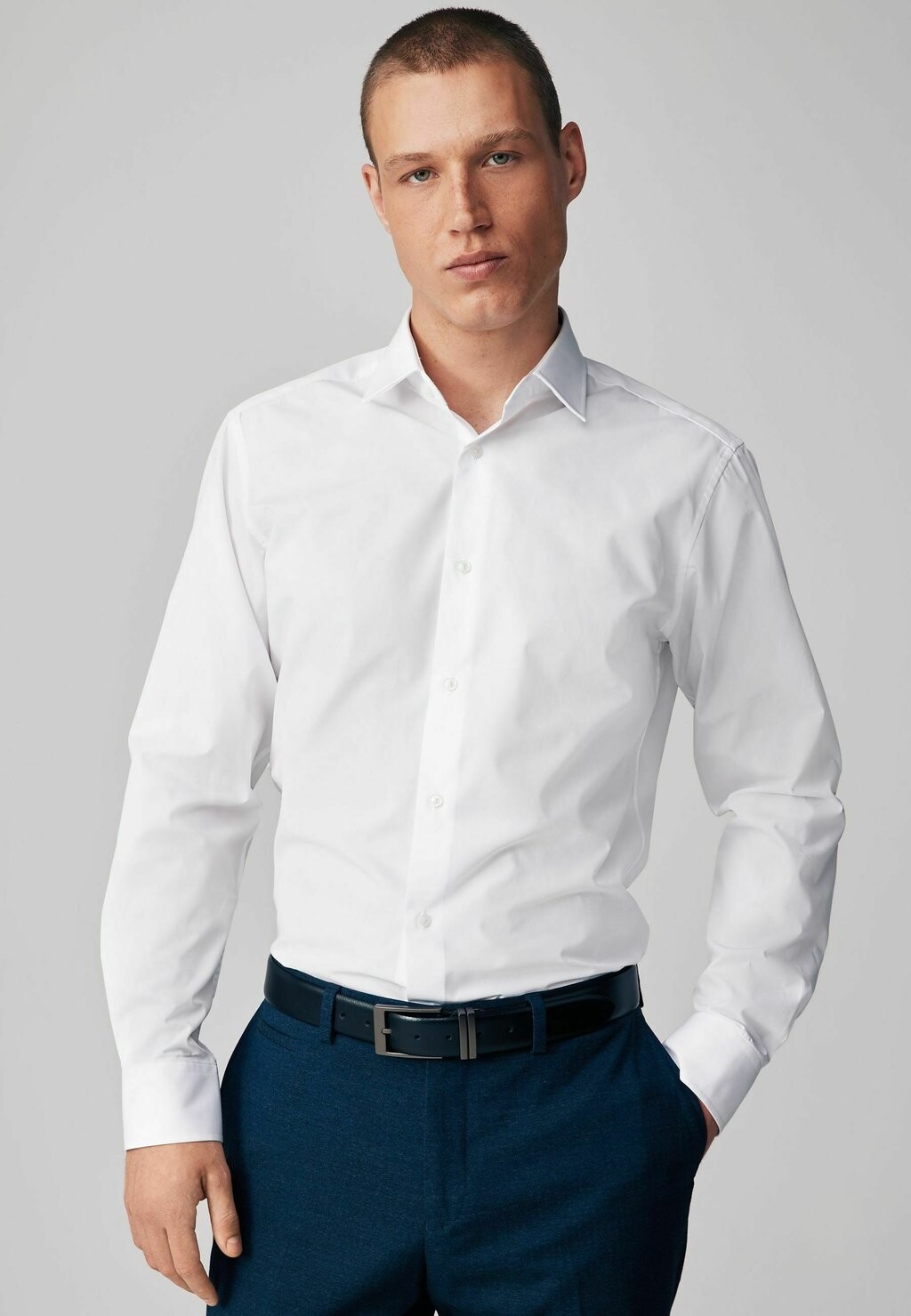 Официальная рубашка CREASE RESISTANT SINGLE CUFF 5 PACK SINGLE CUFF Next, белый
Официальная рубашка CREASE RESISTANT SINGLE CUFF 5 PACK SINGLE CUFF Next, белый