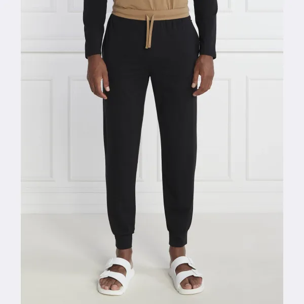 Пижамные штаны стандартного кроя с балансировкой Boss, черный
Пижамные штаны стандартного кроя с балансировкой Boss, черный