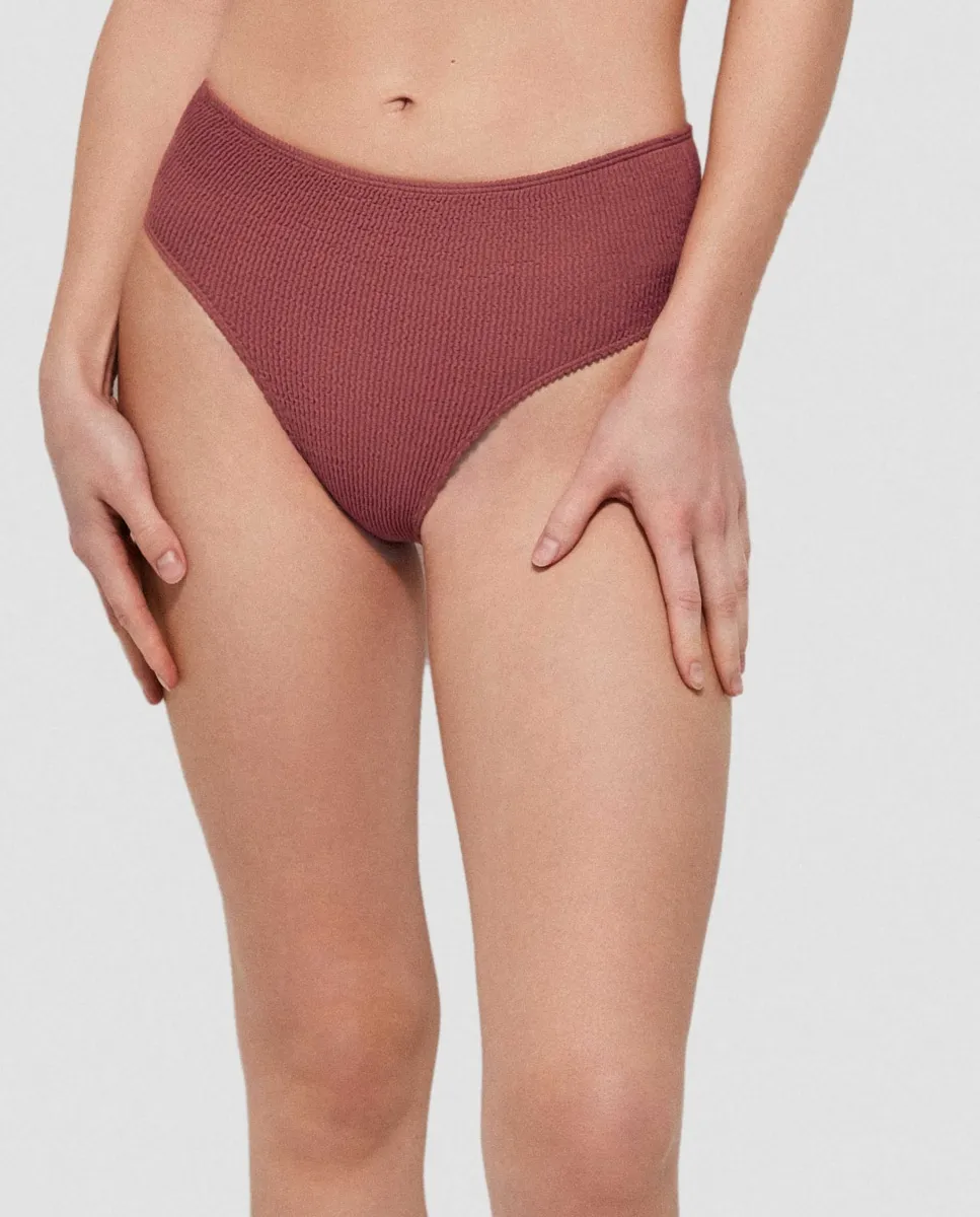 Плавки бикини с высокой талией одного размера Gisela, коралловый
Плавки бикини с высокой талией одного размера Gisela, коралловый